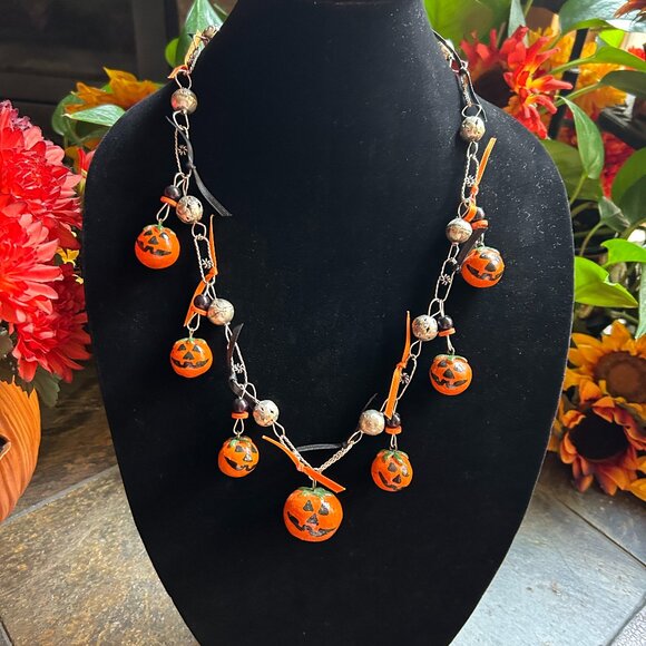 Santa Fe Style Antiqued Silver Tone Halloween Jack-O-Lantern Earrings - Picture 5 of 5